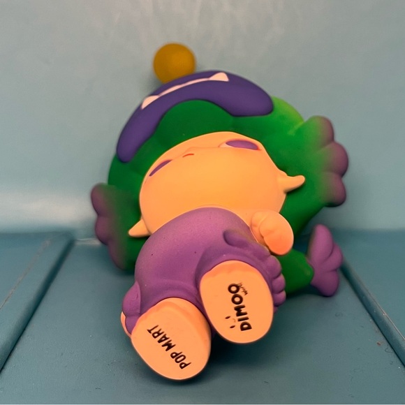 Pop Mart - Dimoo Aquarium Series - Anglerfish w/ glow - Picture 3 of 5